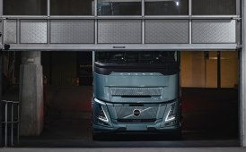 Volvo, nel 2025 il nuovo camion elettrico con 600 km di autonomia 